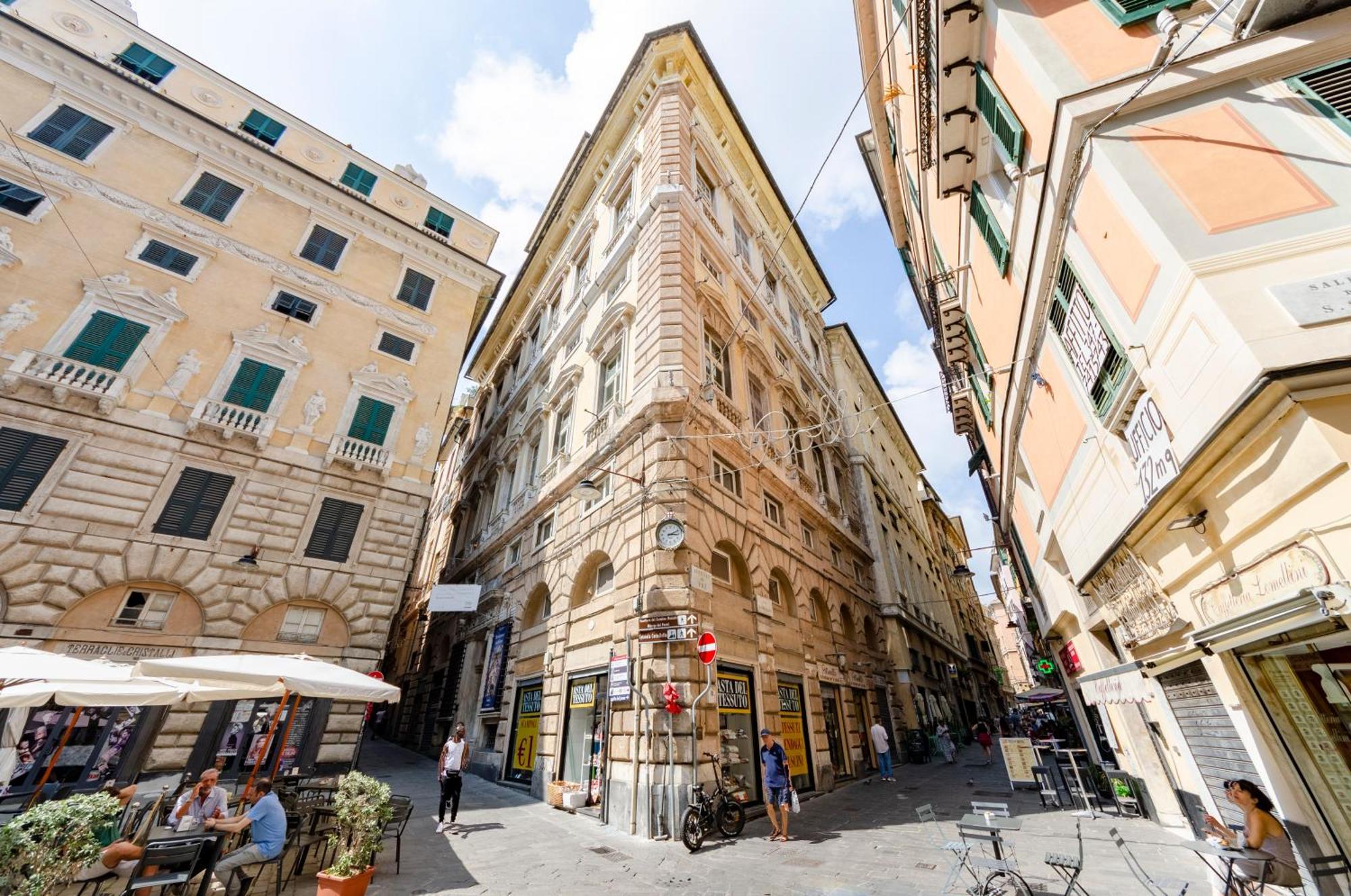 Castelli'S Apartments Campo 9 Genoa Exterior photo